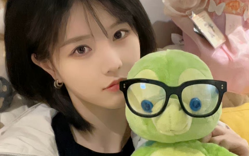 【柏欣妤】《一个像秋天一个像夏天》cut"如果不是你,我不会相信,朋友