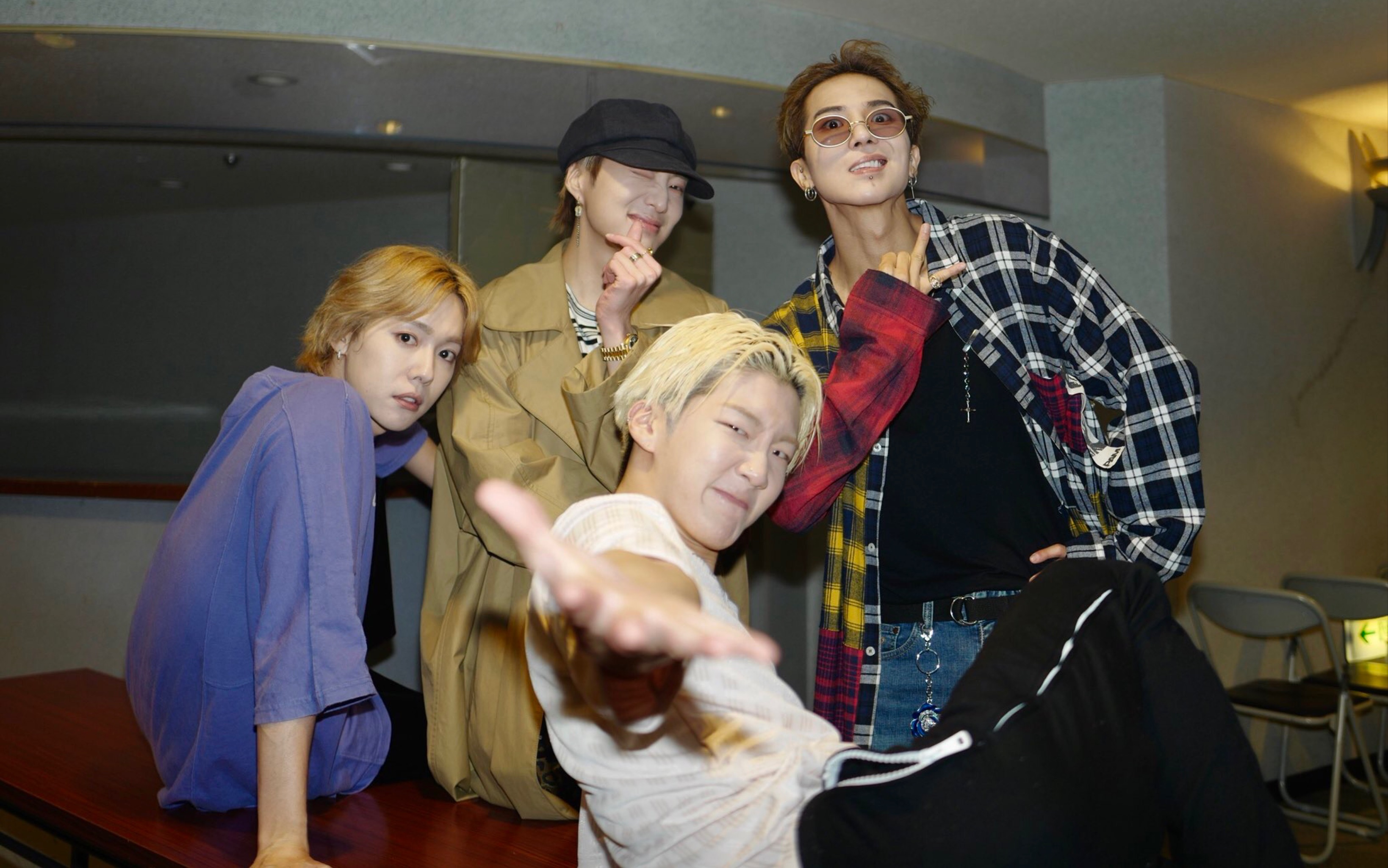 [winner]姜升润上传的ic全场大合唱 唱到空虚要哭了t t_哔哩哔哩 (゜