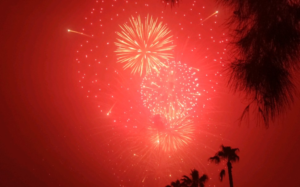 随手记 大年初一厦门黄厝海滩两岸烟花秀小记(美中不足大雾天)