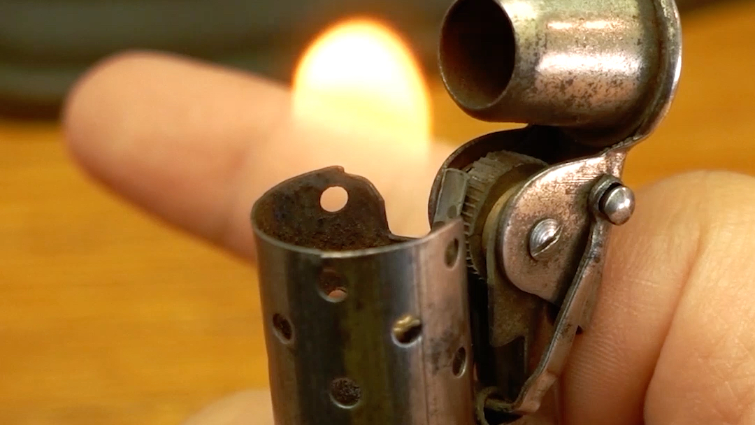 近100年历史的战壕机 法国风暴煤油古董打火机