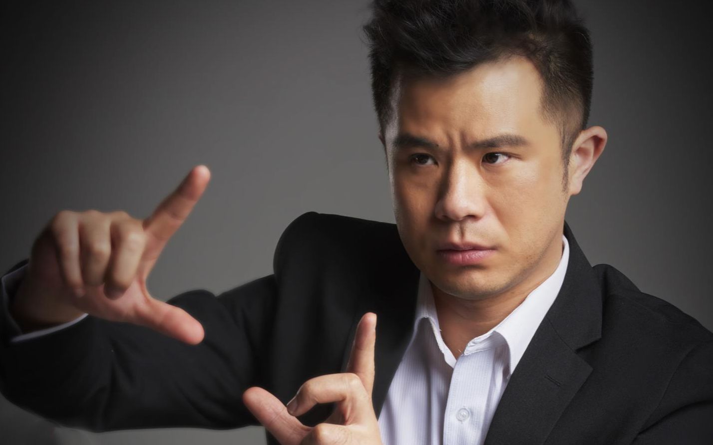【毒叔脱口秀】《逐梦演艺圈》导演毕志飞:《上海堡垒》是烂片吗?