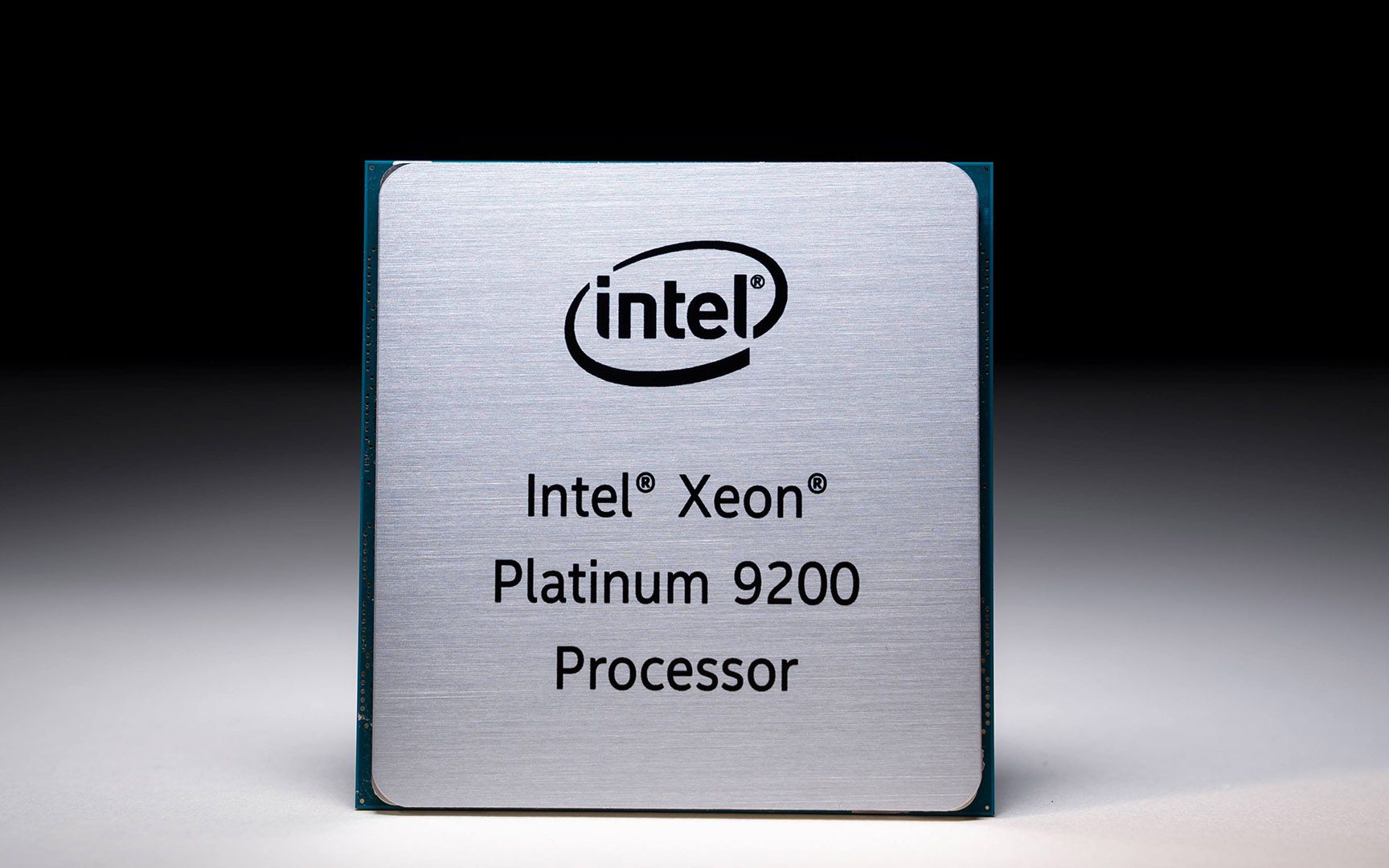 intel第二代56核心xeon112个框框我可以数一年