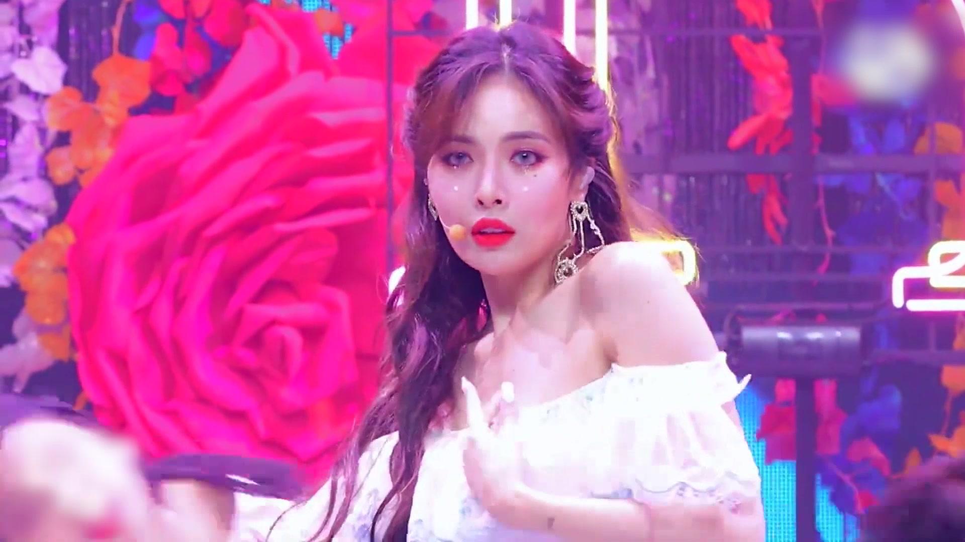 泫雅回归新曲《flower shower》,舞姿太诱人,网友:这谁受得了