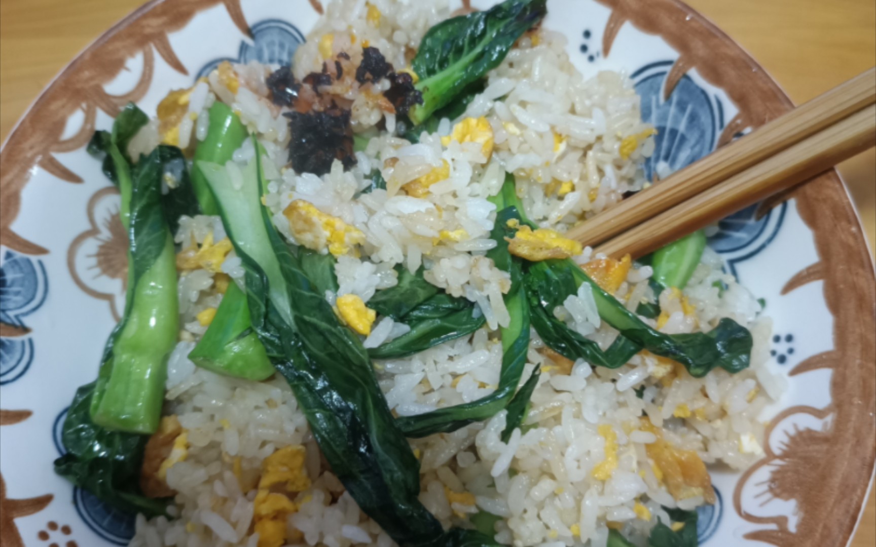 青菜鸡蛋炒饭