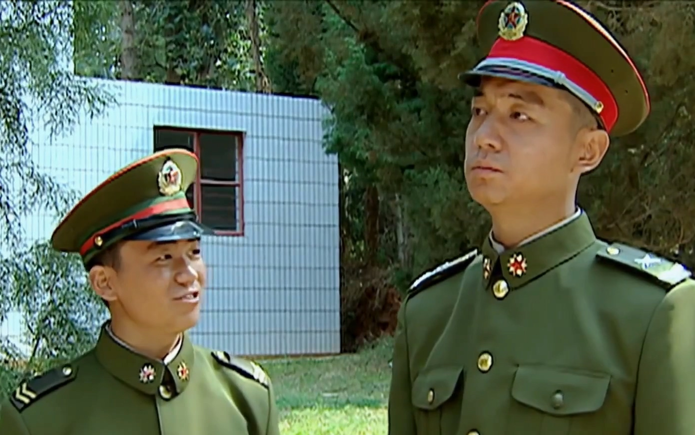 【士兵突击】伍六一x许三多cut2 守着连队的日子_哔哩哔哩_bilibili