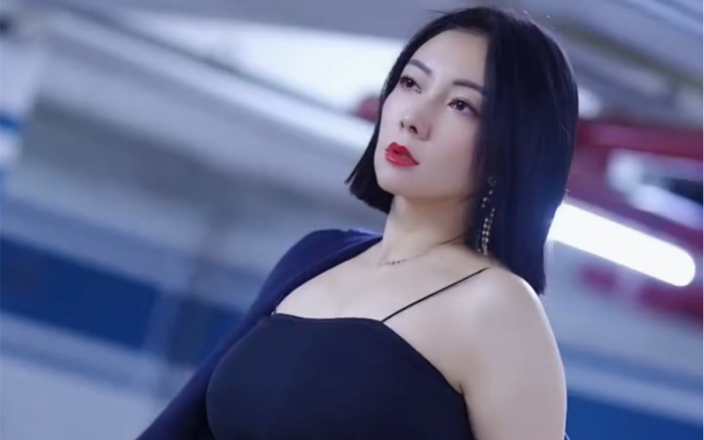 今天是珠光宝气的果儿victoria