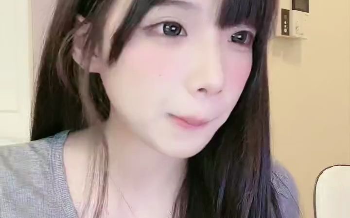 19岁丰韵娇妻230205220858哔哩哔哩bilibili