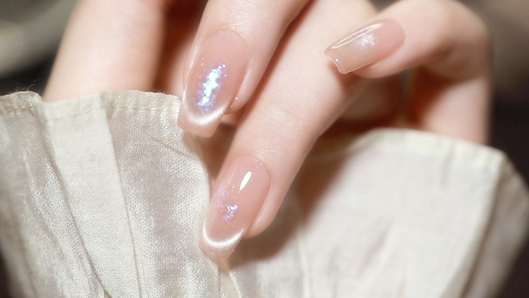 做一款水嫩星光猫眼美甲7815粉色系超闪亮78