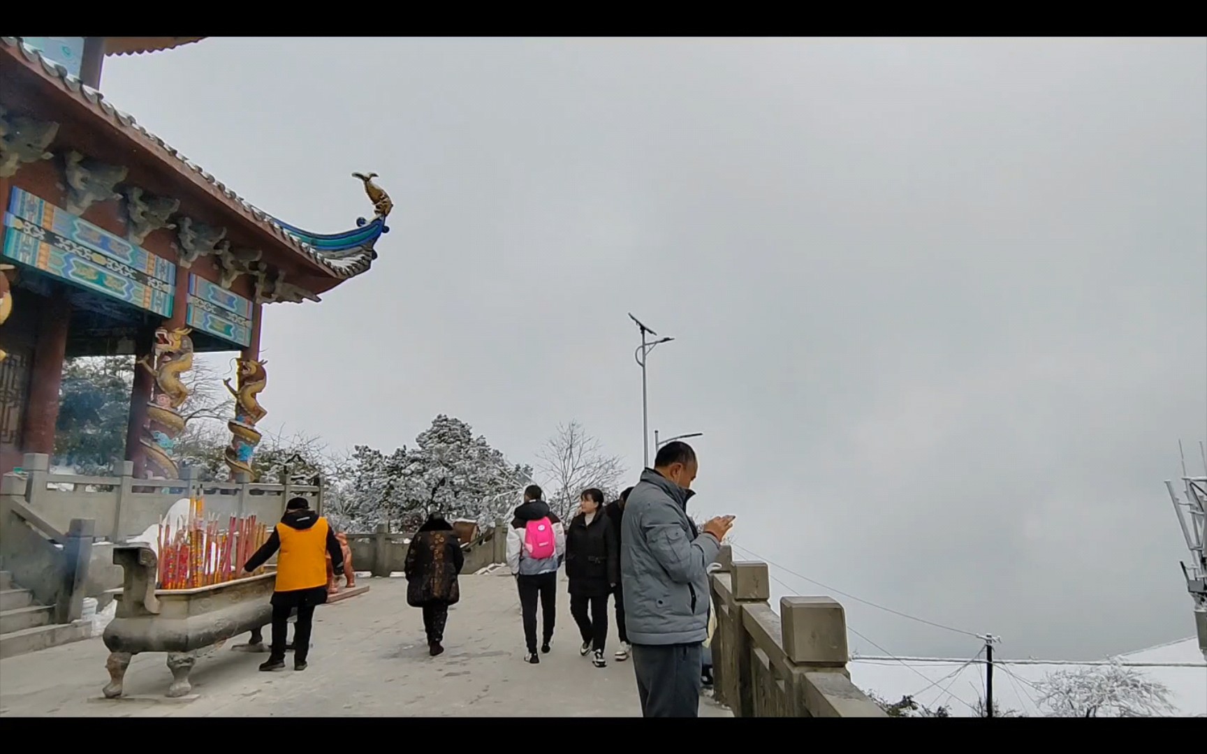 正月初二華鎣山寶鼎風景區拜謁光明寺