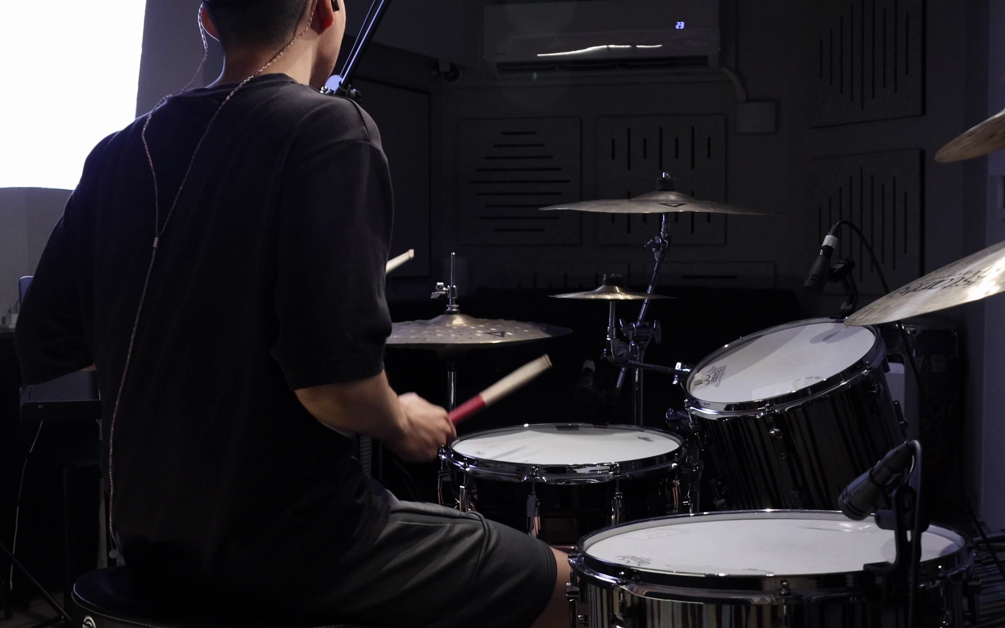 [图]Istanbul Agop Xist Dry Dark HH & Crash & Trash | 架子鼓演奏