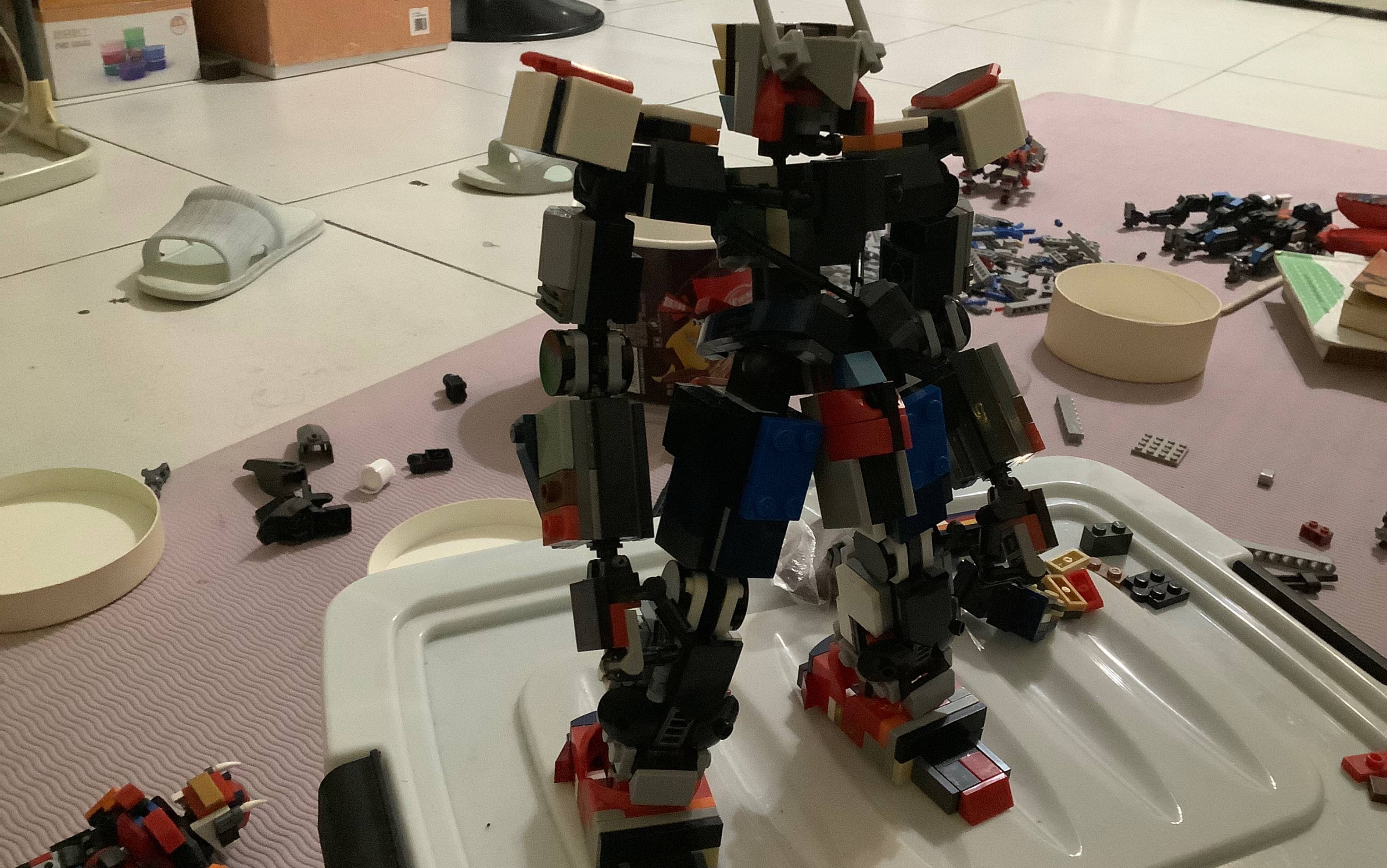 乐高moc大型机甲(点赞过40出教程)