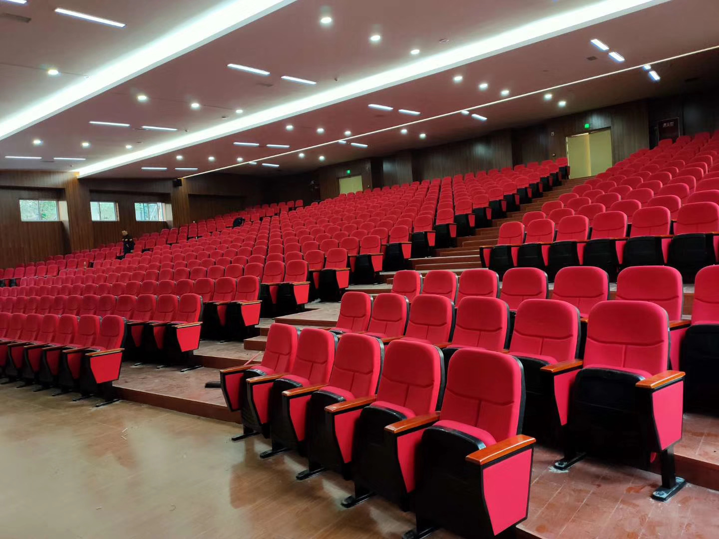 礼棠座椅,礼堂椅,排椅,剧院椅,源头厂家定制新款全新座垫壳.