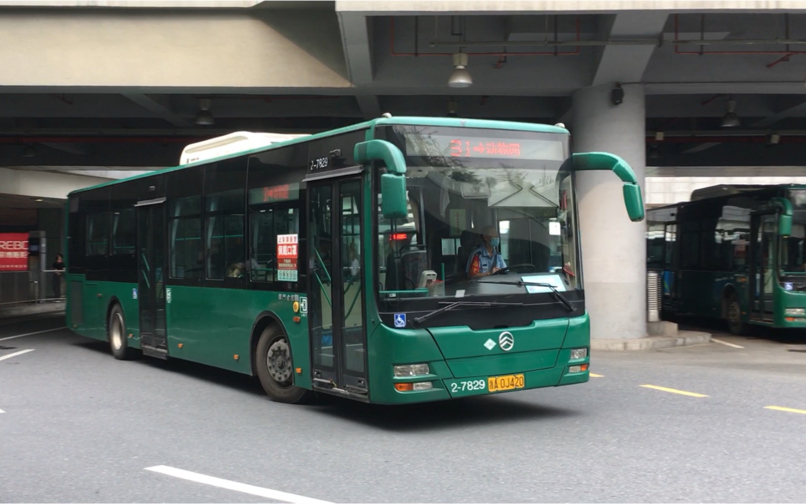 【杭州公交】xml6125j15cn 31路 2-7829杭城红色巨龙,就此永别!