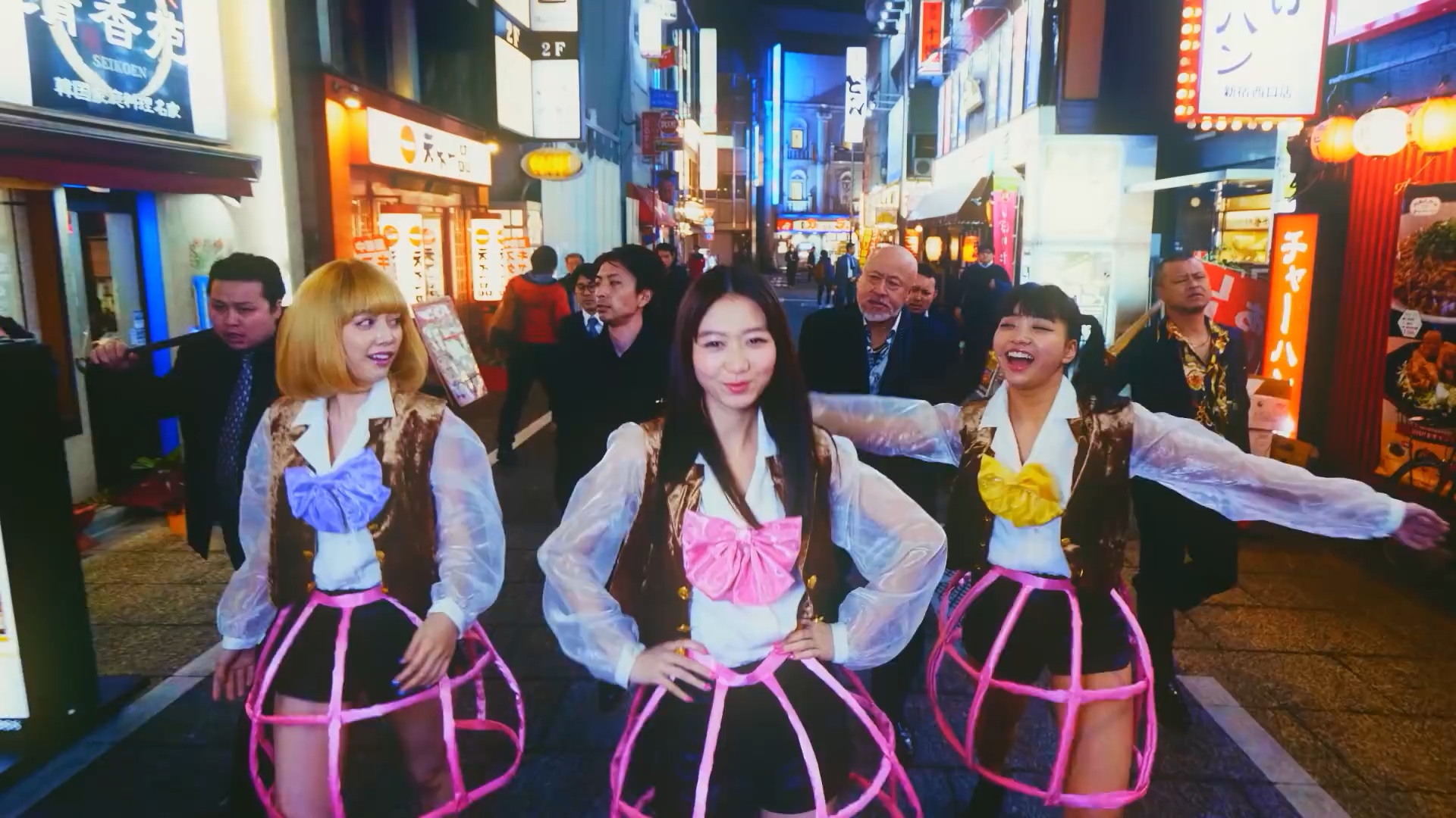 〖后街女孩〗官方宣传mv，老婆poppy性感在线