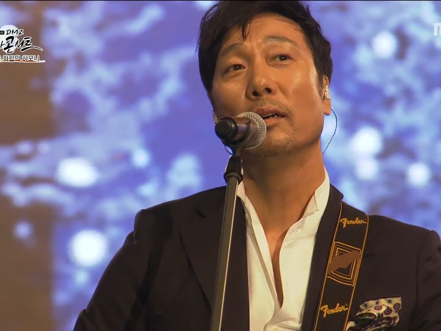 [图]Lee Moon sae - An Old Love, 李文世 - 旧爱, 2015 DMZ Peace Concert2 20150815 (1)