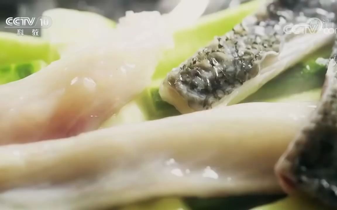 [图]《家乡至味2021》第十二集 日食不过三餐！海南人用一场味蕾盛宴 诠释着他们心中最纯正的家乡至味！——春季篇 20210524 _ 美食中国 Tasty Chi