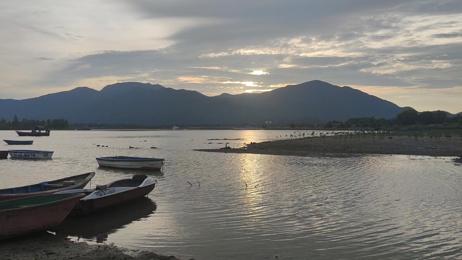 三亚海棠湾后海