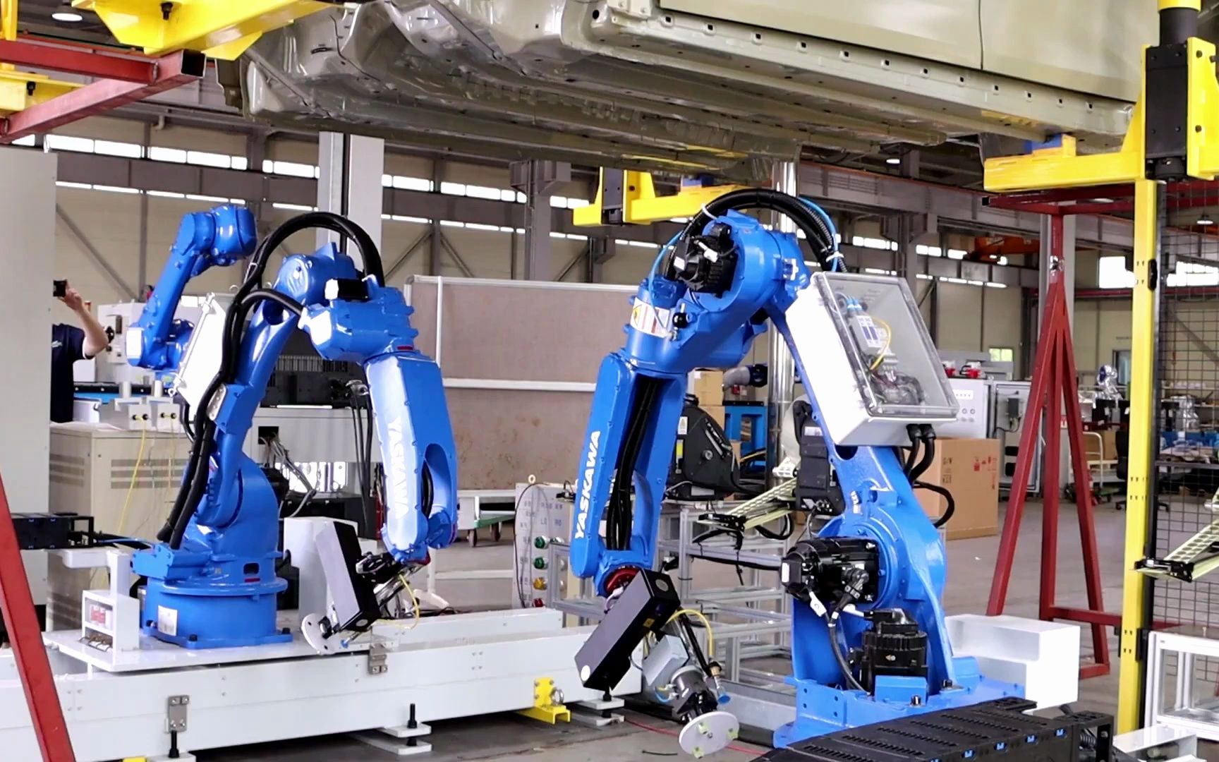 安川机器人代理和汽车检测装配