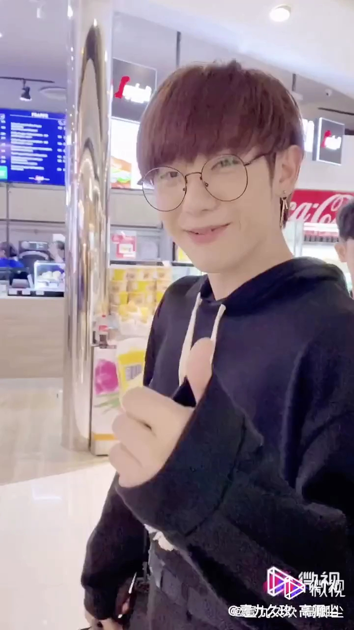 高能无痛当妈儿子高卿尘我爱妈妈创造营2021创4小九