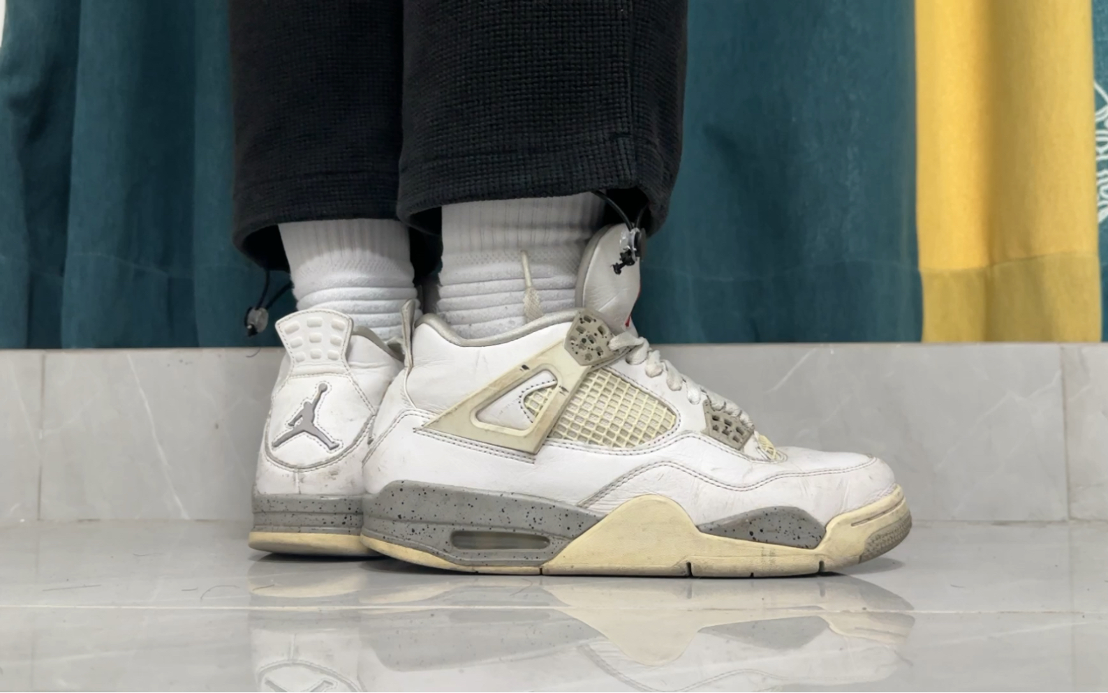 老鞋子-aj4白奥利奥上脚