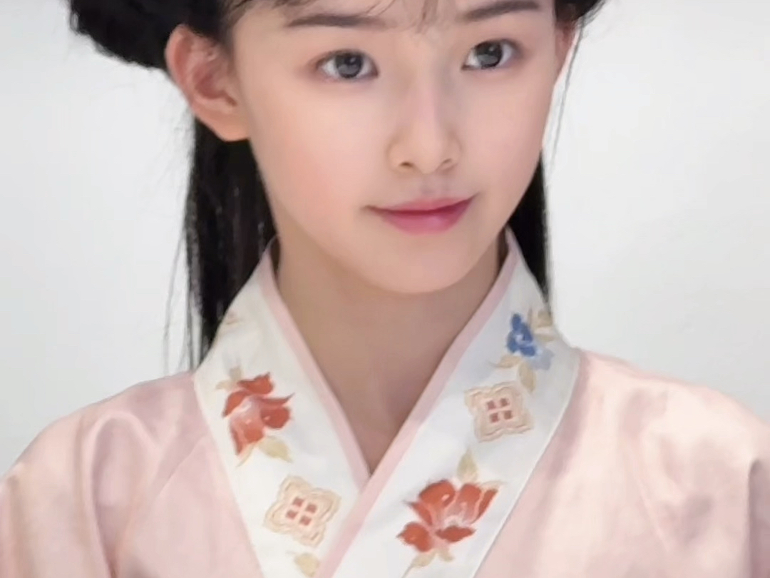 姐妹们汉服身份证真的可以 我们的过了-刘格格-刘格格-哔哩哔哩视频
