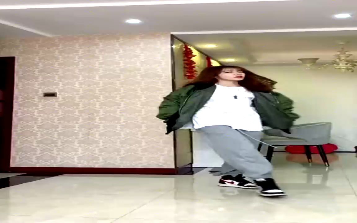 咆哮插兜舞 #exo 脚这样一下再那样一下 你们学会了吗