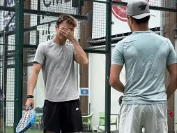 【搬运】Alex手机里的四人欢乐padel小视频