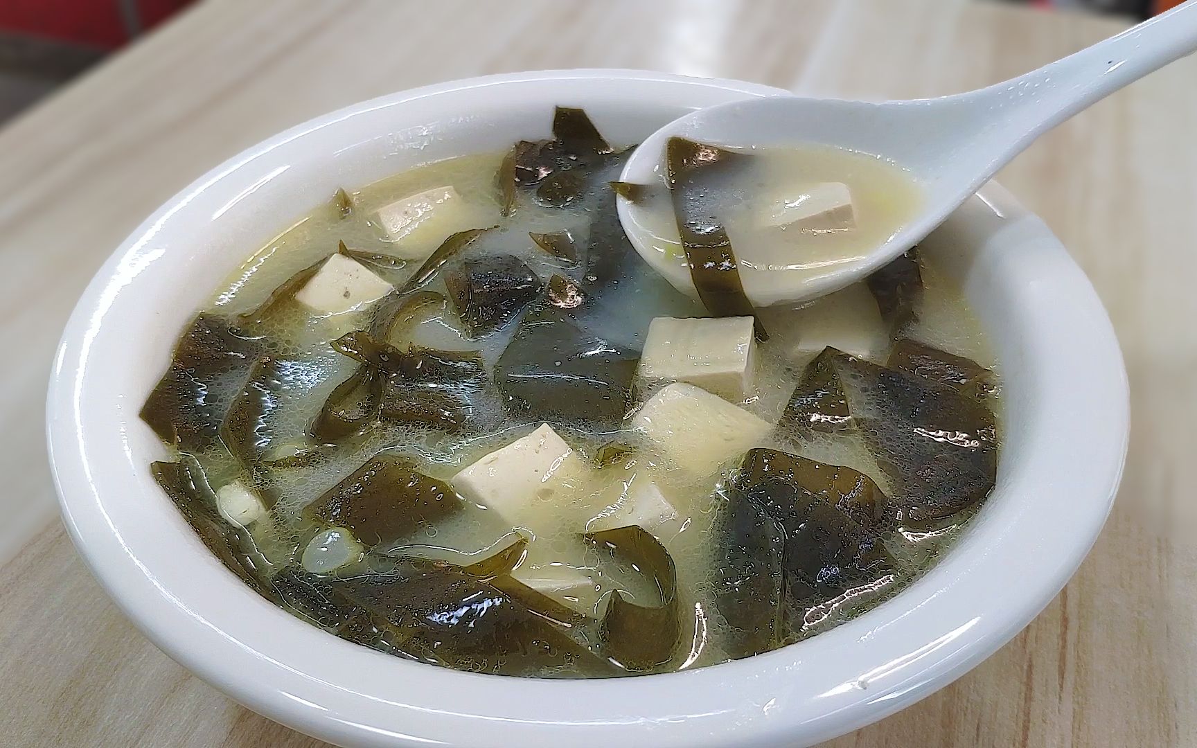 排骨海带豆腐汤,排骨海带豆腐汤的家常做法 - 美食杰排骨海带豆腐汤做法大全