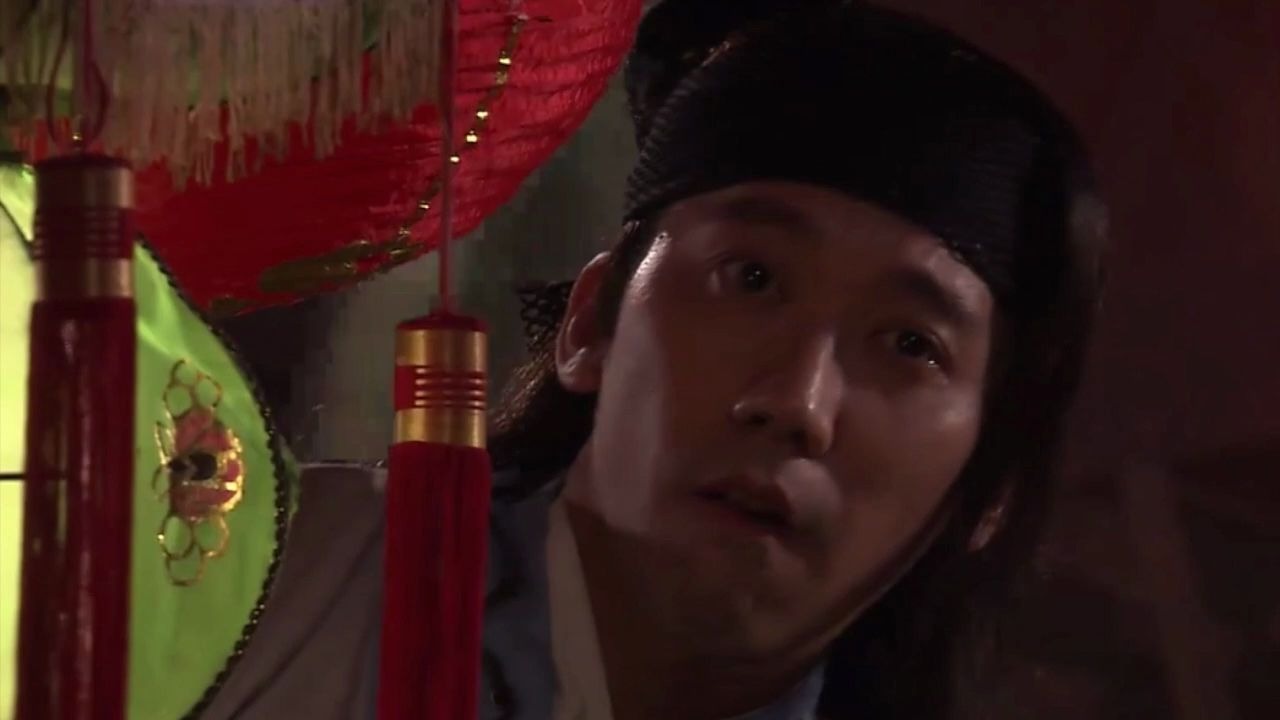 陆小凤传奇-司空摘星偷东西发现是假的又神不知鬼不觉的还了回去,轻功