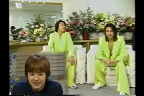 Tải video: KinKi Kids  こんにちは 1997 5 5