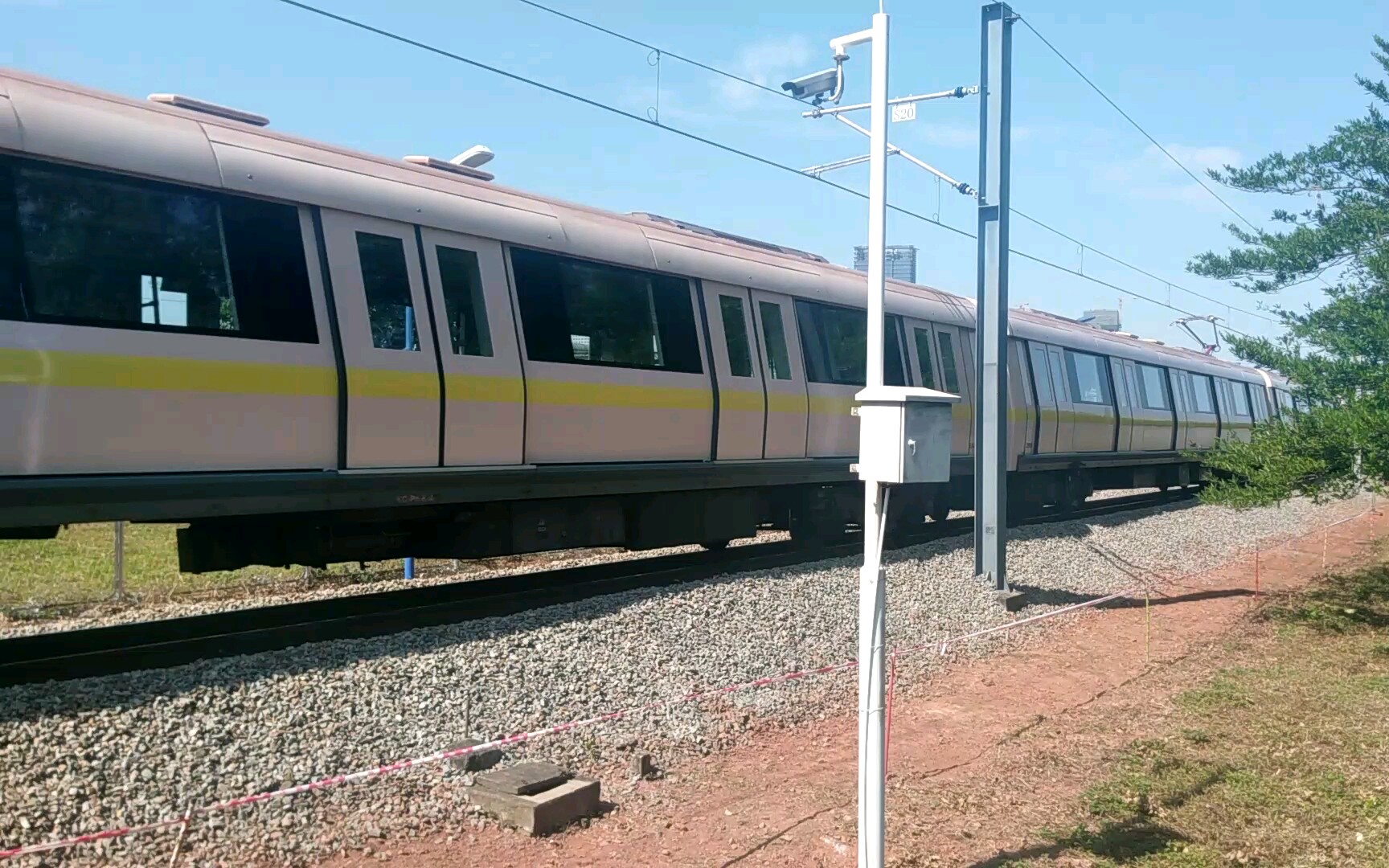 线a2型庞巴迪2x89-90 赤沙车辆段试车线试车(8号线北延段"凤凰新村站