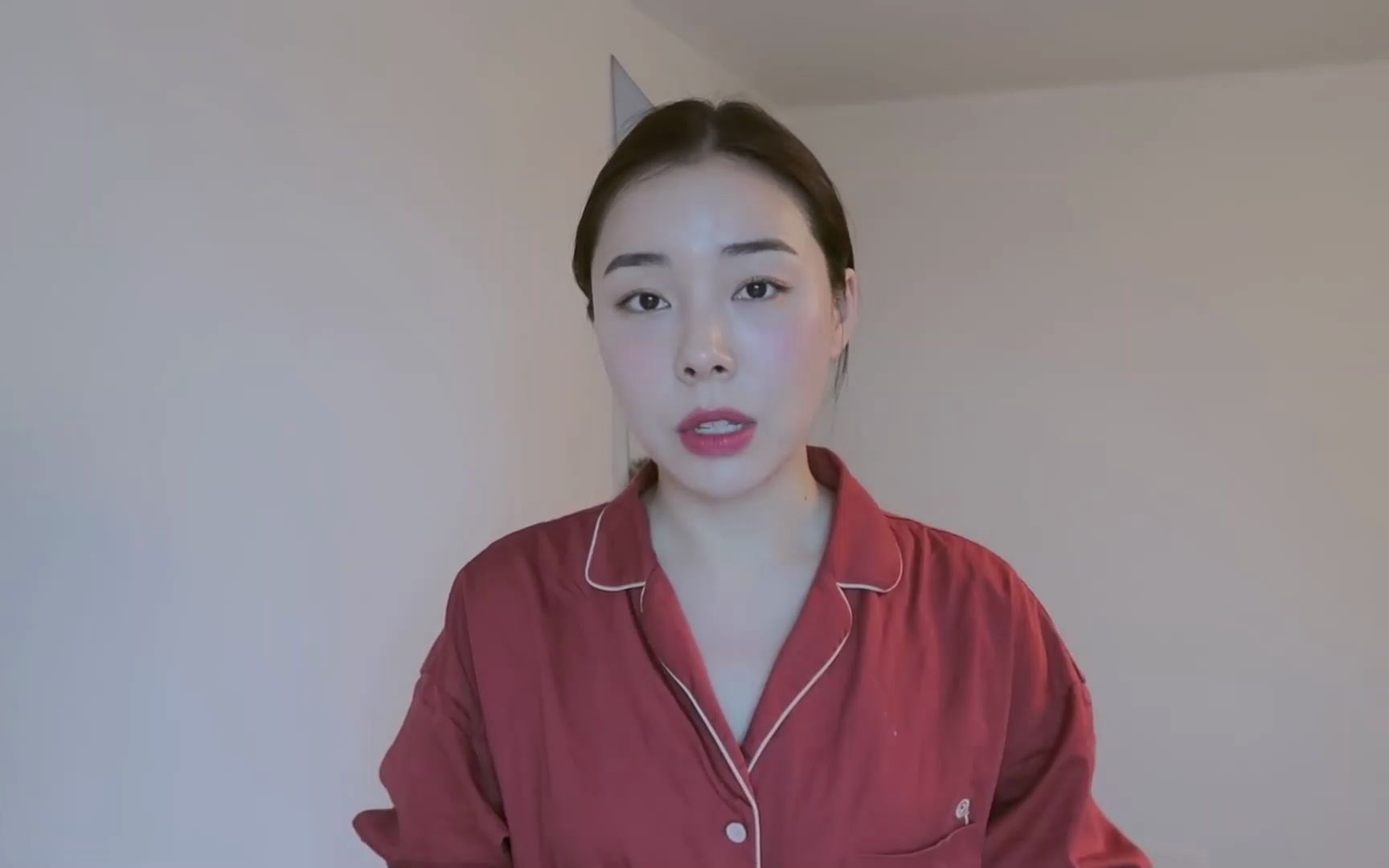 【ashleybchoi成长系列】——生日礼物开箱&逛咖啡店_哔哩哔哩_bili