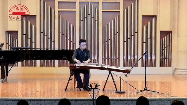 《风之猎》陶一陌作曲,演奏:周本立 型号:012