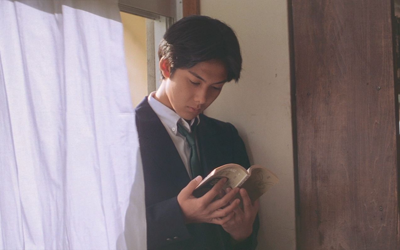 活动  【情书|岩井俊二】"好想见你一面,我可以站的很远.