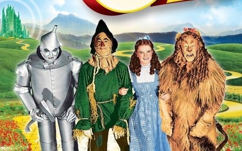 电影《绿野仙踪(the wizard of oz)》主题:《飞跃彩虹(over the