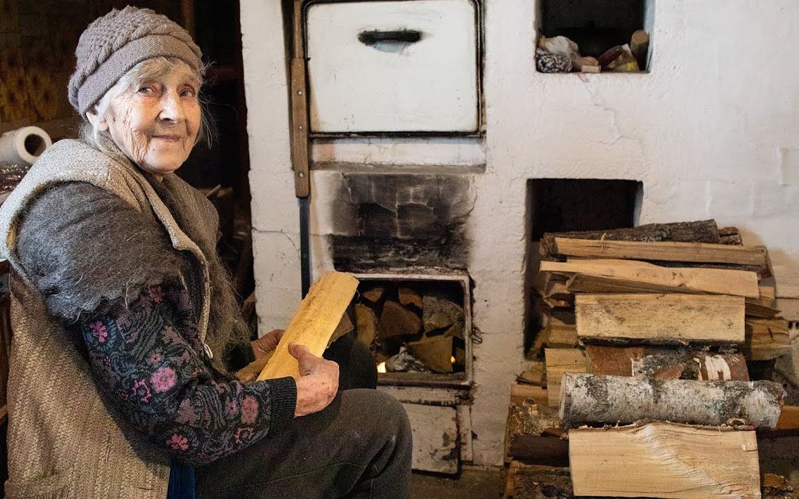 俄罗斯鞑靼斯坦孤独的老奶奶