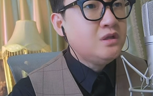 8.23号艺生欧巴的声乐课录屏