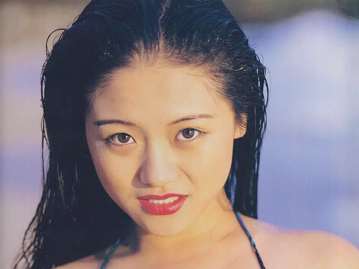 为艺术献身的国内女星—钟甄