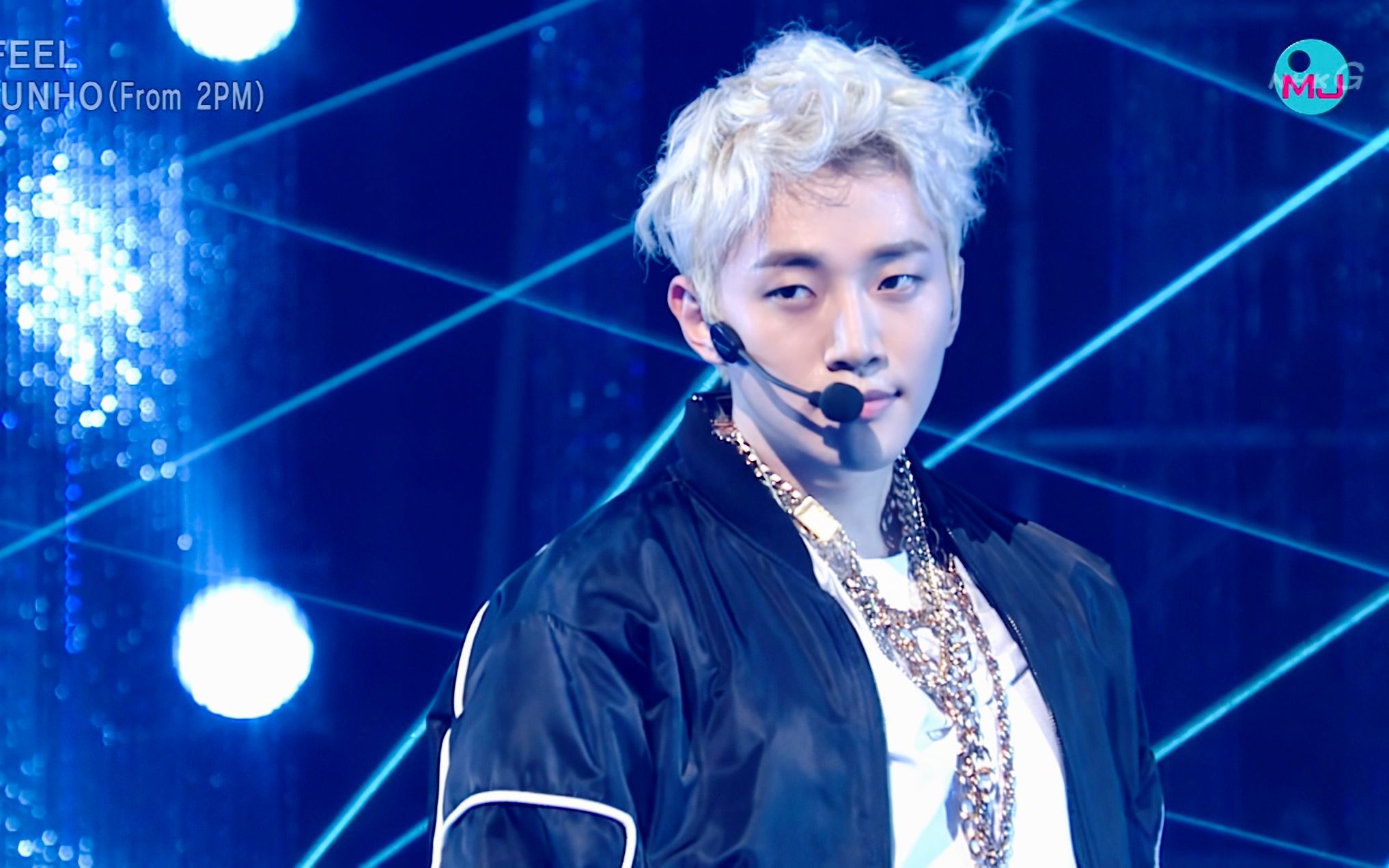 李俊昊【4k】白金眯眯宝的帅气打歌舞台-跳舞又美又飒 feel