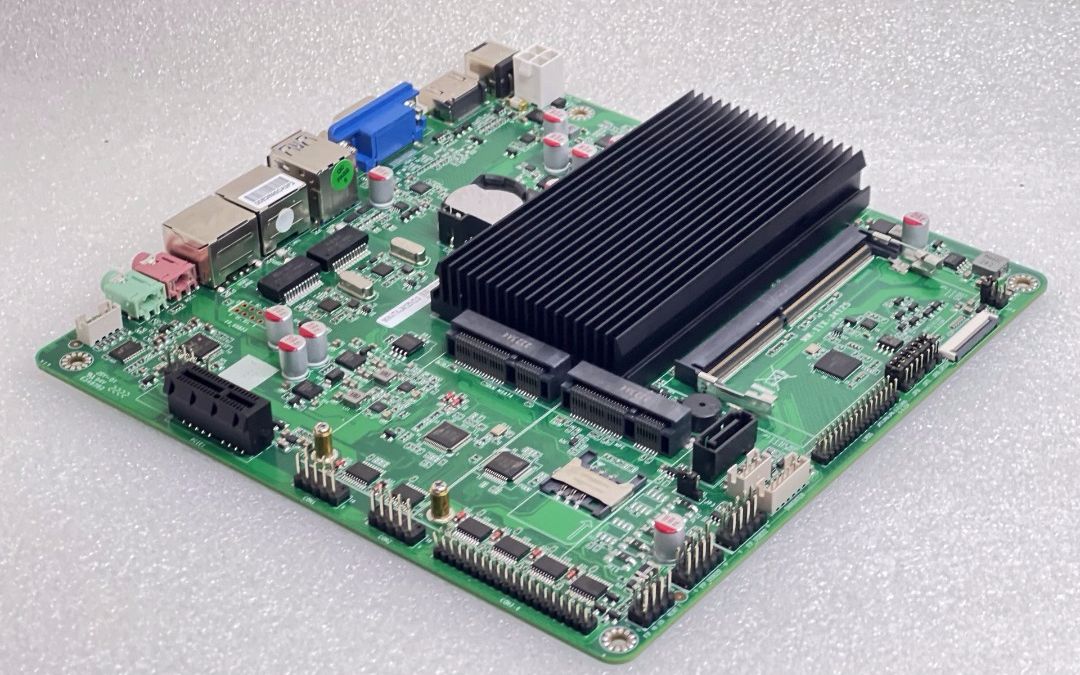 英特尔j4125双网itx主板带pcie可以做nas或是工控一体机,软路由多行业