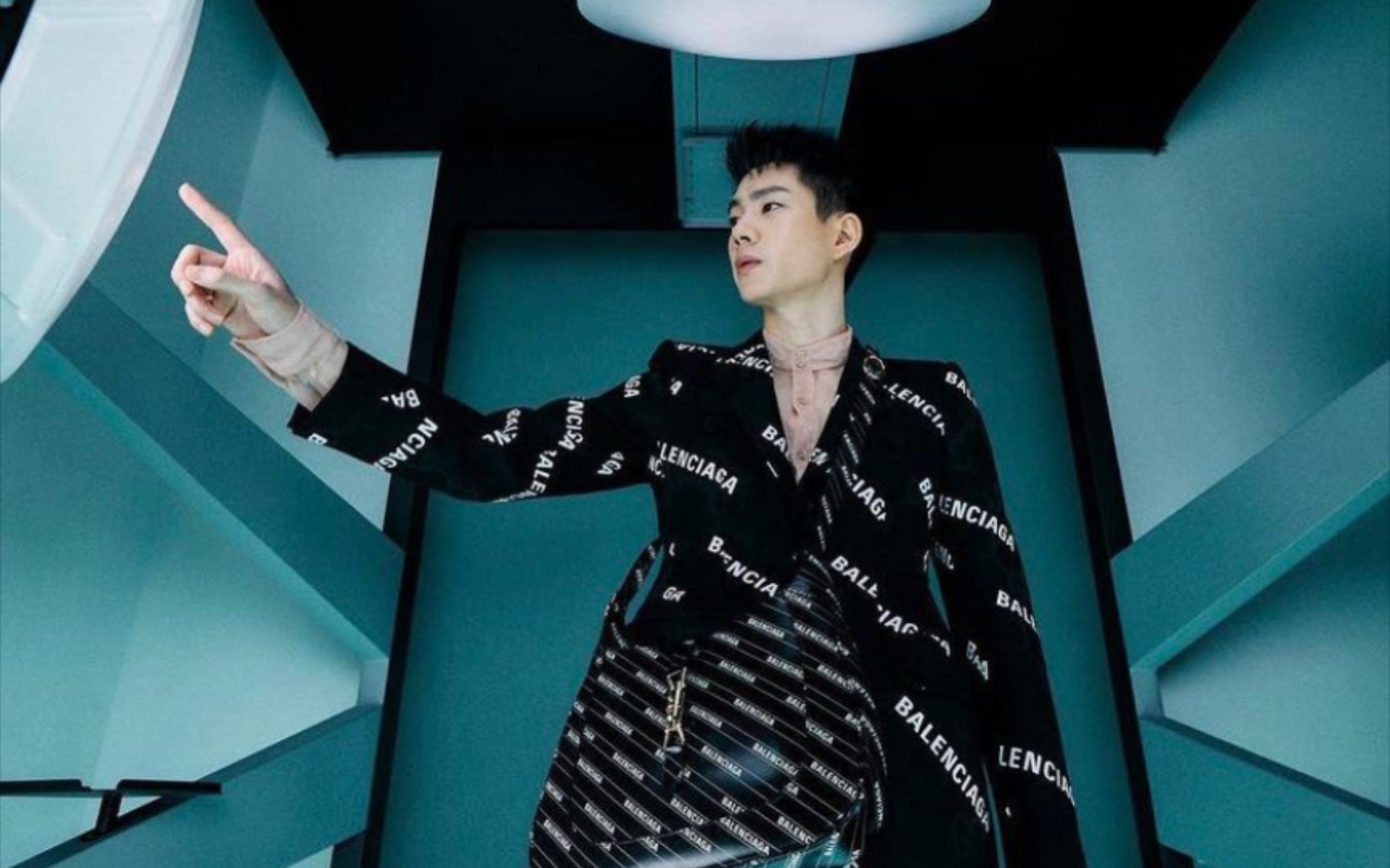 20211113 off jumpol相关更新代言77下周节目预告77notme片场闪现