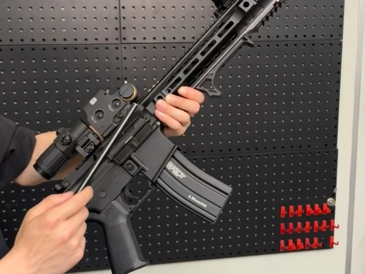 5寸sai越狱鱼骨】 金属g33倍镜 金属558全息 peq电池盒 金属m阻手