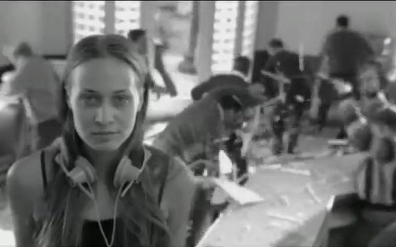 [图]Fiona Apple - Across The Universe官方mv