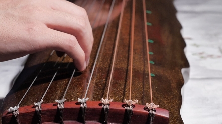 丹霞·落霞式古琴 原音 价格12000