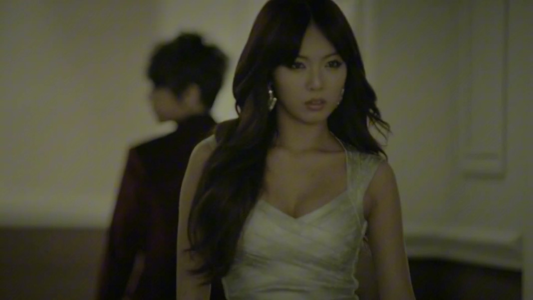 【金泫雅_张贤胜 trouble maker】mv mama封神现场版