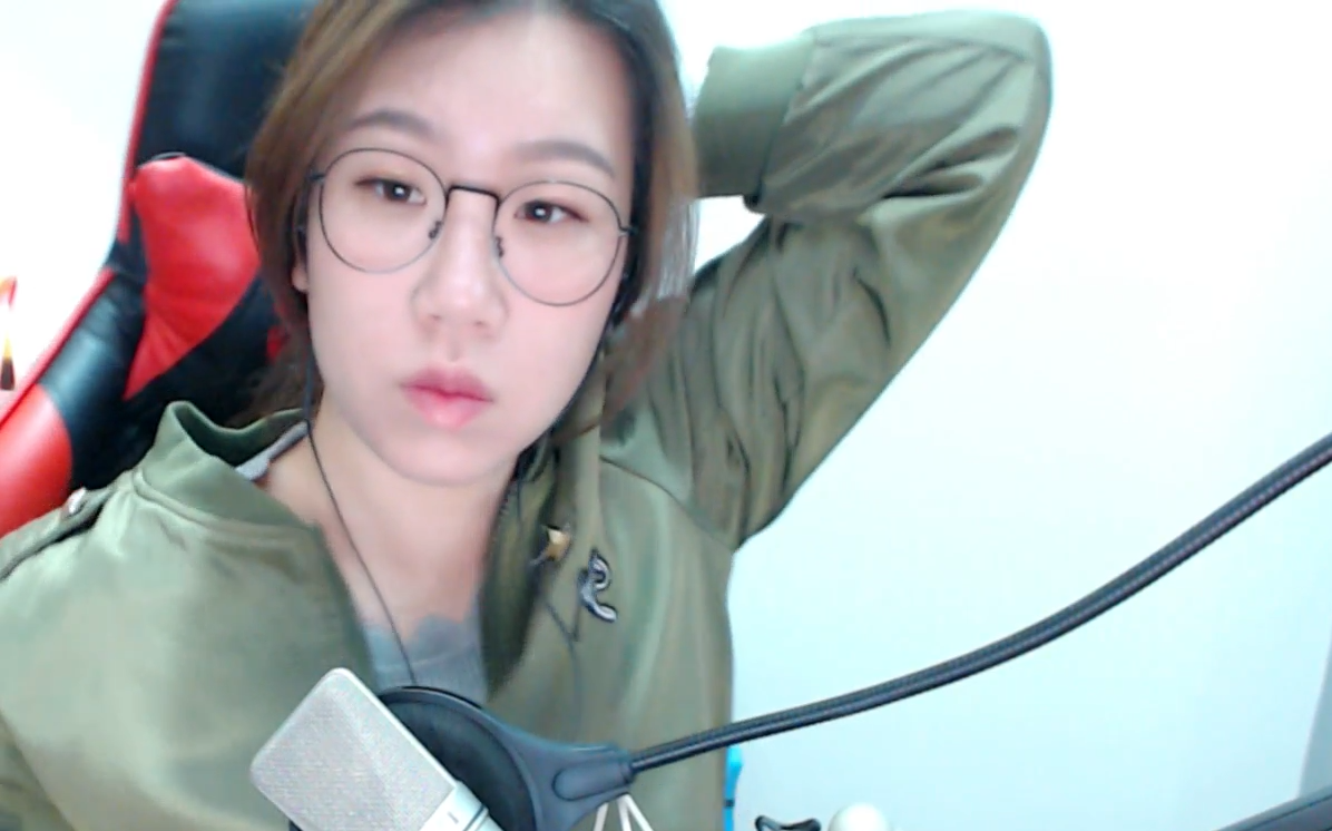 格格酱0304晨听听抖音神曲今日强推空窗呼吸爱宝贝男孩