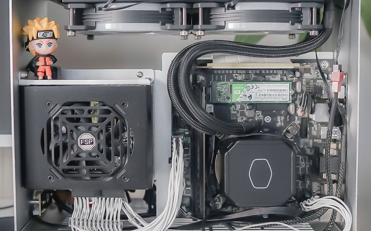 傻瓜超人k99水冷小机箱,240水冷垂直风道