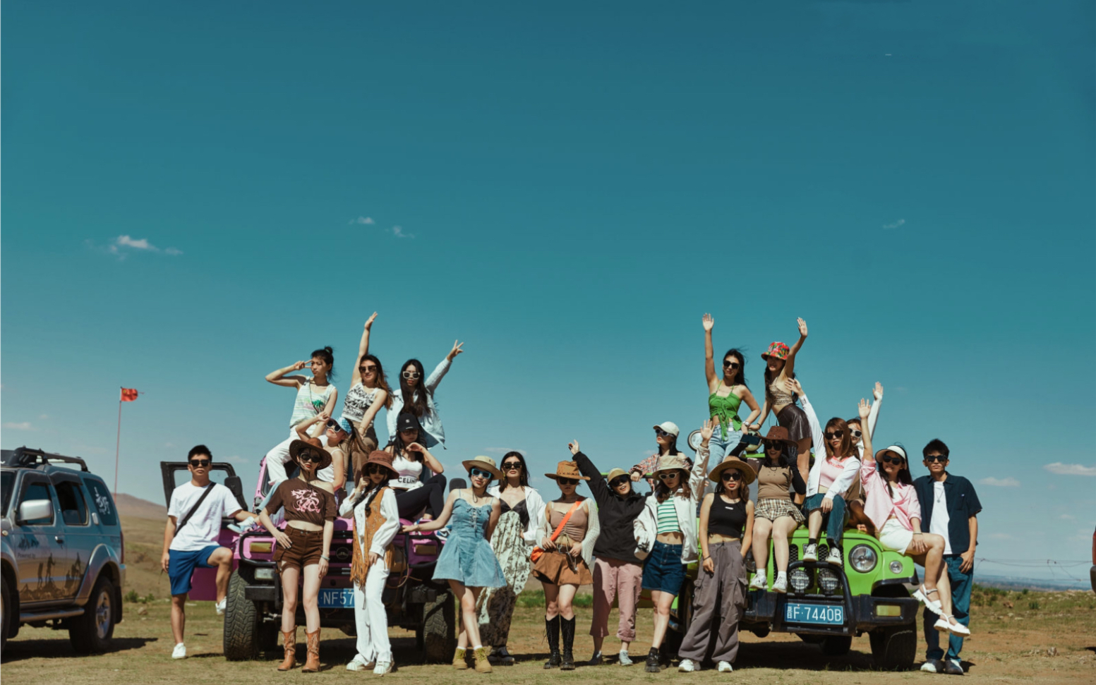 全是年轻人的旅行团,你不会还没有参加过吧71