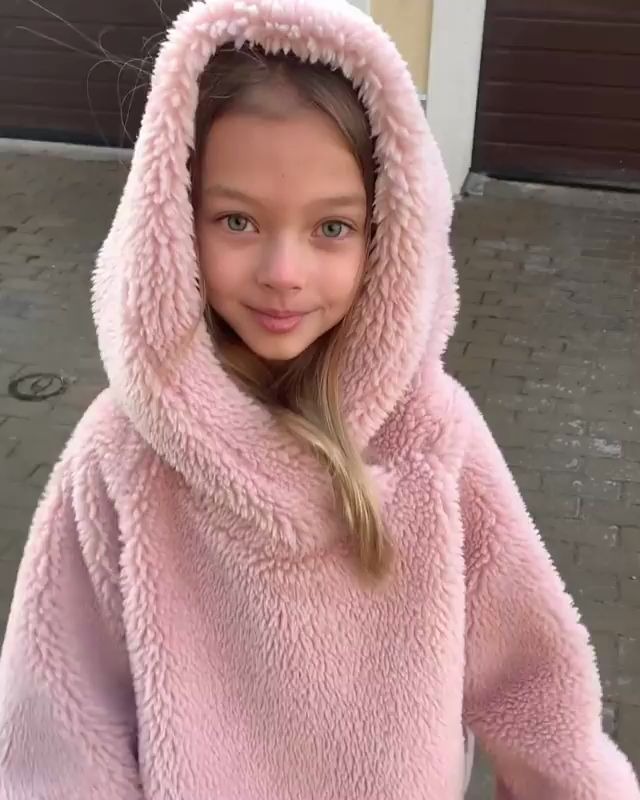 可爱俄罗斯女孩anna pavaga合集