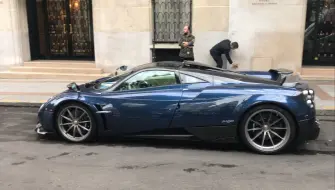 Download Video: 1350HP！！！帕加尼（Pagani）Huayra Pearl 蓝碳 排气声浪